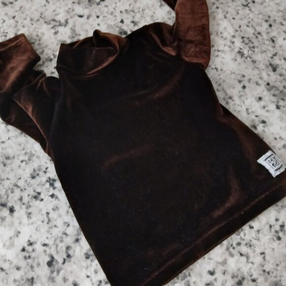Cozy Toes Chocolate Brown Velvet Mock Turtleneck Top - 3T - Picture 3 of 5